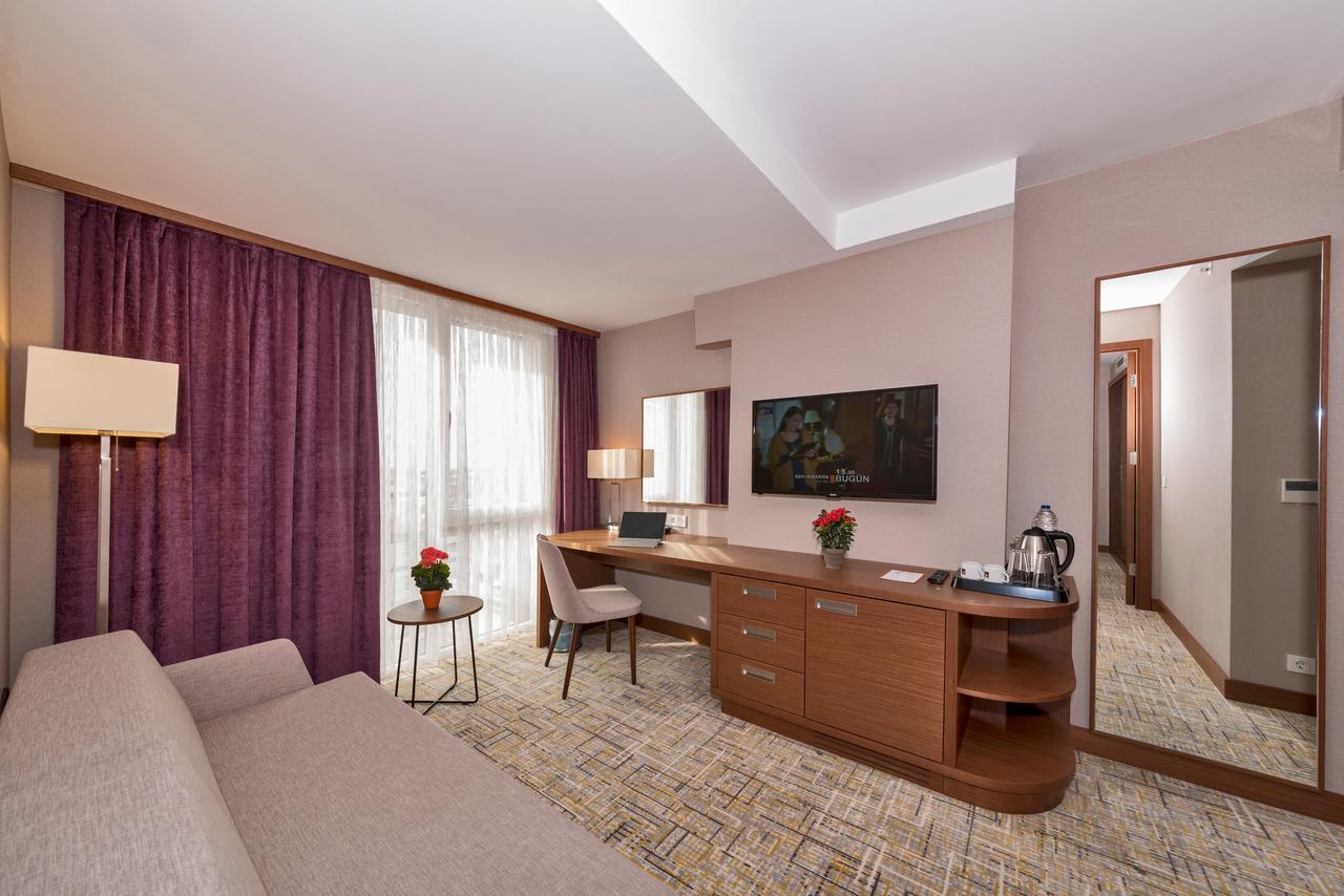 Land Park Hotel อิสตันบูล ภายนอก รูปภาพ